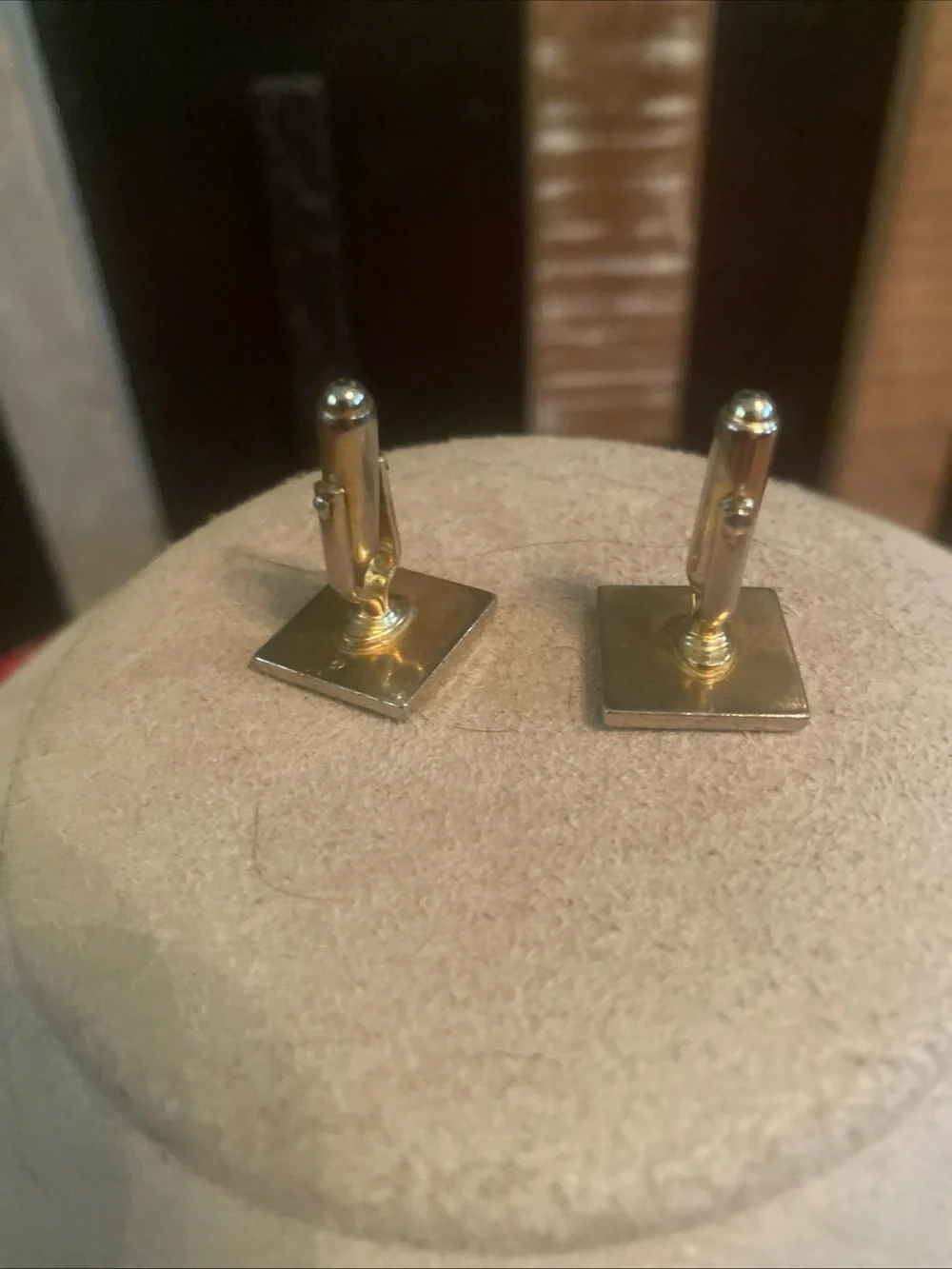 Vintage 60’s Men's Gold-Tone Square Cufflinks with Radiant Etch